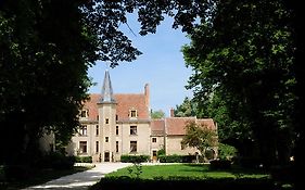 Château - Hôtel Le Sallay  4*