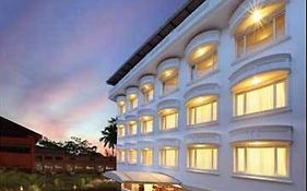 Cochin Palace Hotel Kochi 4*