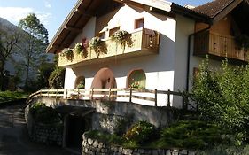 Villa Ilaria  3*