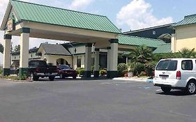 Super Inn & Suites By Oyo Milledgeville  2* United States