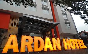 Ardan Hotel  3*