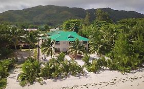 Seashell Beach Grand Anse (praslin)