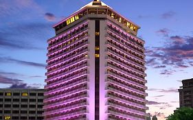 Dusit Thani Bangkok Hotel