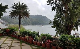 Hotel Lake Palace Mount Abu 4* India