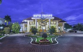 Padang Hotel