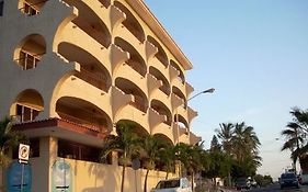 Las Gaviotas Condo-hotel La Paz Bcs  3* México