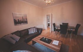 Stylish And Spacious Two Bed In Aberdeen'S West End