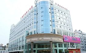 Li Tai International Hotel  4*