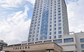 新良港大酒店 南宁