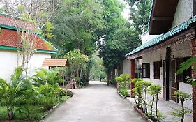 Khao Yai Garden Lodge