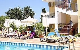 Astra Village Apartments Crete 3*