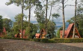 Zirahuén Forest & Resort
