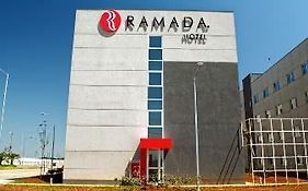 Ramada By Wyndham Campinas Viracopos Hotel