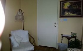 Secret Garden Bed And Breakfast Tacoma 3*