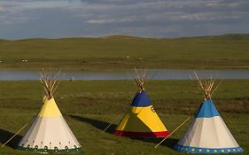 Lodgepole Gallery And Tipi Village