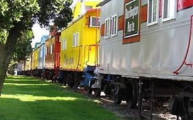 Red Caboose Motel Ronks Pa