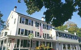 The Griswold Inn Essex Connecticut 2*