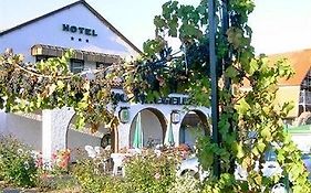 Hotel Gutshof Ziegelhütte  3*