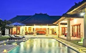 Villa Bugis Bali 4*