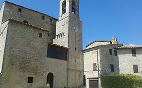 Castello Izzalini Todi