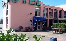 Hotel Bomotel  3*