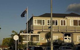 Uenuku Lodge Auckland 3*