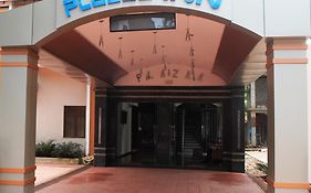 Hotel Plazaa Inn