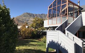 Visitor Rooms Prepay & Self Check In Holiday Home Queenstown  New Zealand