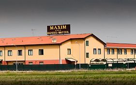 Hotel Maxim  4*