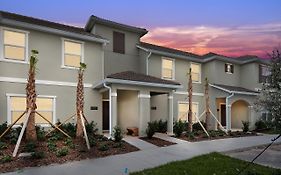 Four Bedrooms W/ Pool Townhome 4855