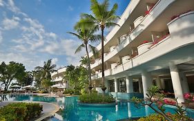 Novotel Rayong Rim Pae Resort  4*