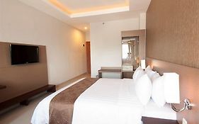 Lorin New Kuta Hotel Bali 4*