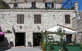 Hotel Albergo La Rocca  2*