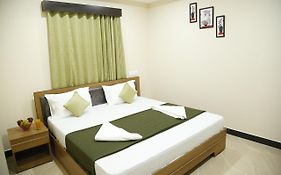 Hotel Amirtham Inn Palani 3*