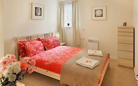 Discovery Accommodation Whitby 4*
