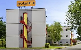 Hotelf1 Aubagne  3*