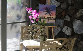 Leilani Bed And Breakfast