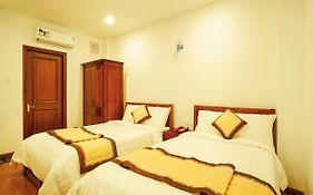 Thanh Thanh Hotel  3*