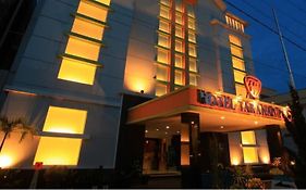 Hotel Tarakan Plaza 2*