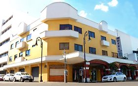 Hotel Madero Villahermosa 2*