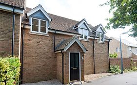 ✪ Ideal Colchester ✪ Serviced Coach House - 2 Bed Perfect For A12/Nightlife/Colchester Town Centre/Colchester Hospital ✪