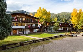 Red River Alpine Lodge
