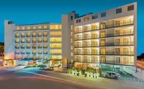 Hotel Deccan Serai Hyderabad 3*