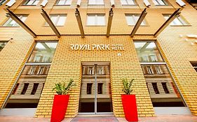 Royal Park Boutique Hotel  4*