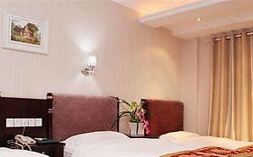 Jiutong Sunshine Hotel - Jiuzhaigou  3*