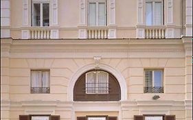 Hotel Embassy Rome 3*