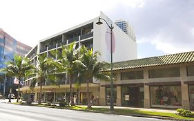 Polynesian Plaza Hotel