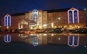 The Cambridge Hotel And Conference Centre 3*