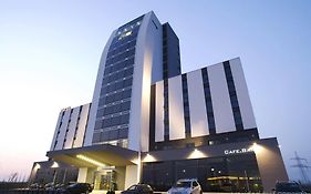 Hotel Pannonia Tower 4*