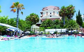 Hotel Thalia Beach Resort Side